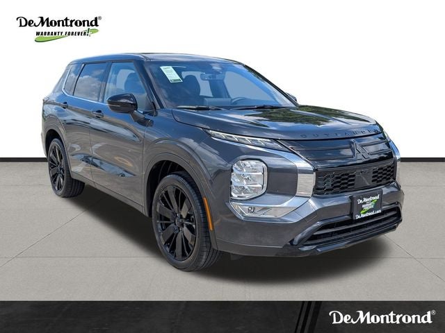 2026 Mitsubishi Outlander LE