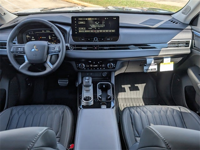 2025 Mitsubishi Outlander SEL