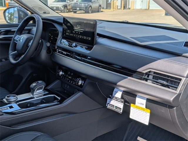 2025 Mitsubishi Outlander SEL