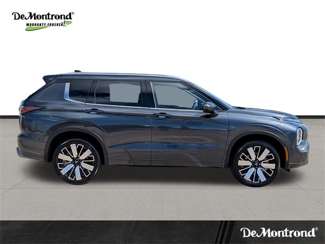 2025 Mitsubishi Outlander SEL
