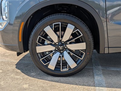 2025 Mitsubishi Outlander SEL