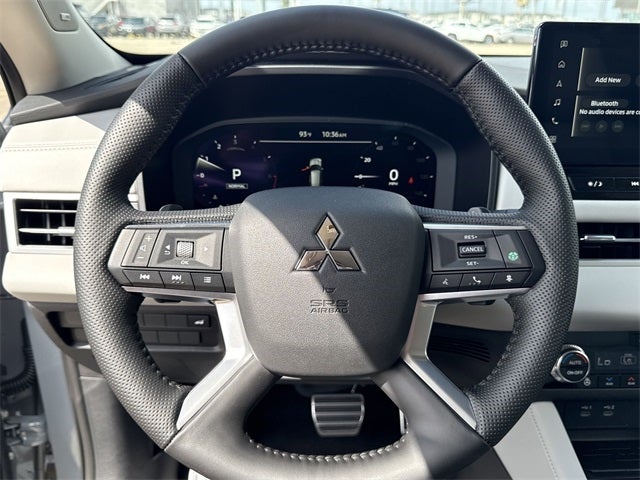 2025 Mitsubishi Outlander SEL