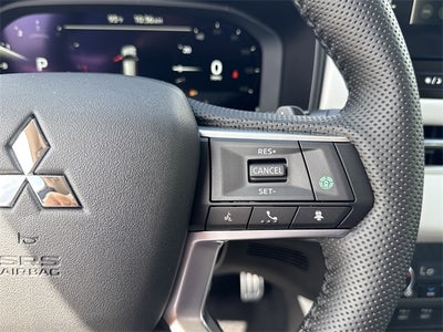 2025 Mitsubishi Outlander SEL
