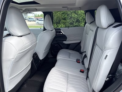 2025 Mitsubishi Outlander SEL