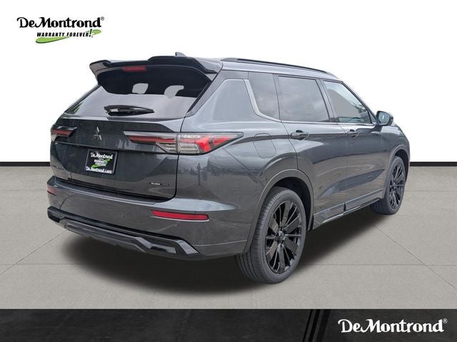 2026 Mitsubishi Outlander Black Edition