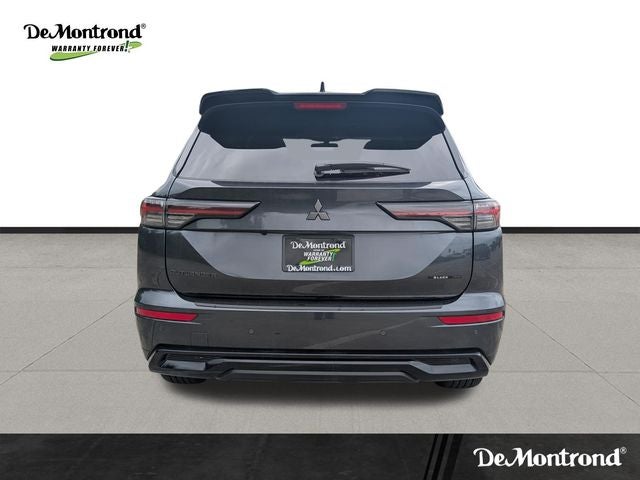 2026 Mitsubishi Outlander Black Edition