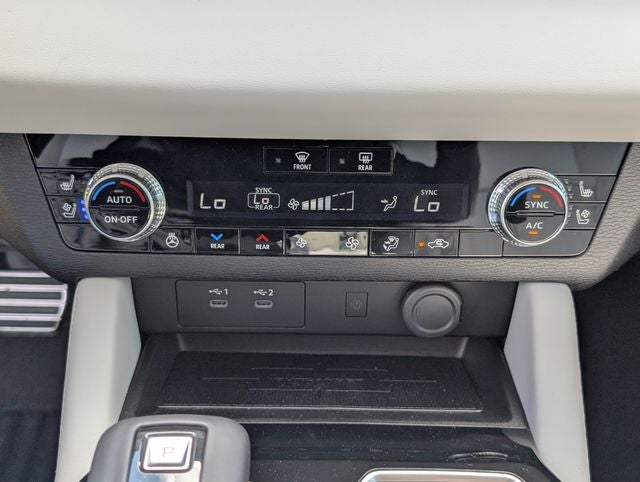 2026 Mitsubishi Outlander SEL