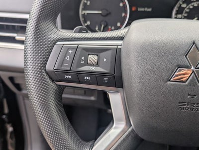2026 Mitsubishi Outlander ES