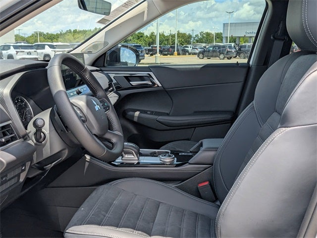 2025 Mitsubishi Outlander Trail Edition