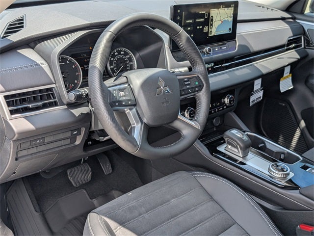 2025 Mitsubishi Outlander Trail Edition