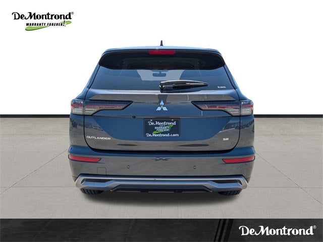 2025 Mitsubishi Outlander SE