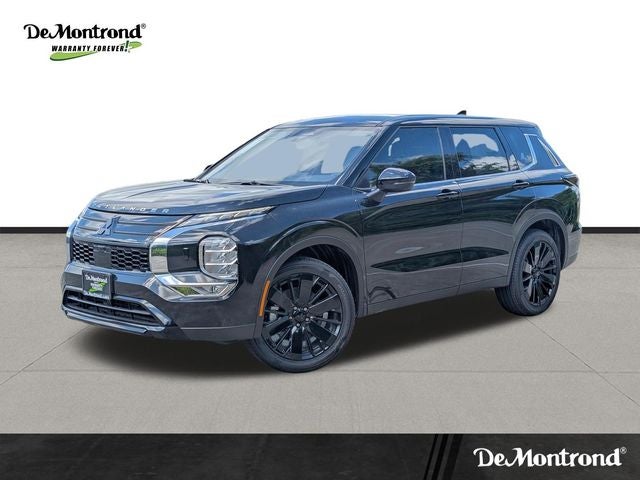 2026 Mitsubishi Outlander LE