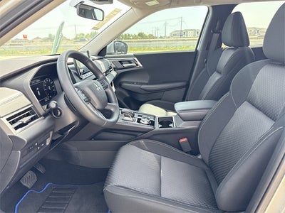 2025 Mitsubishi Outlander PHEV ES