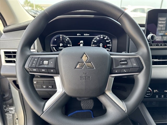 2025 Mitsubishi Outlander PHEV ES