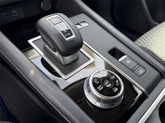 2025 Mitsubishi Outlander PHEV ES