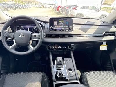 2025 Mitsubishi Outlander PHEV ES