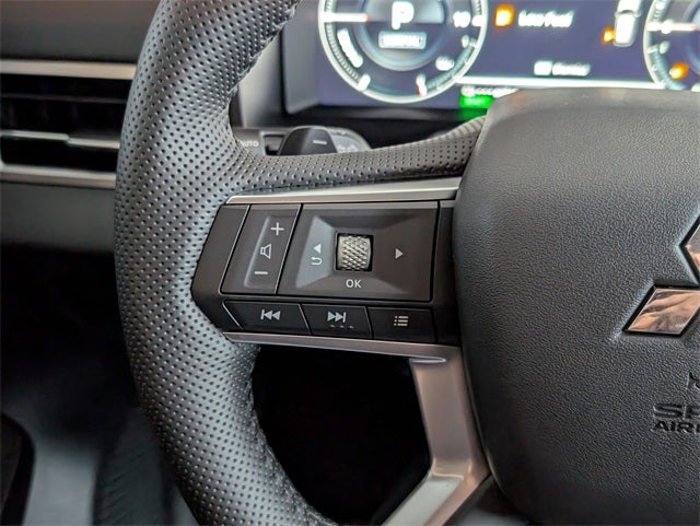 2025 Mitsubishi Outlander PHEV SE