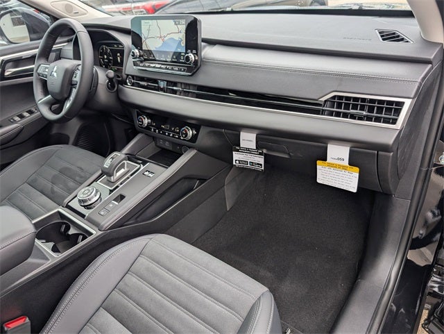 2025 Mitsubishi Outlander PHEV SE