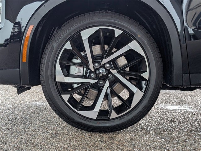 2025 Mitsubishi Outlander PHEV SE