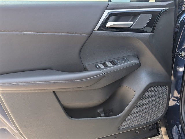 2025 Mitsubishi Outlander PHEV SE