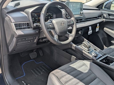 2025 Mitsubishi Outlander PHEV SE