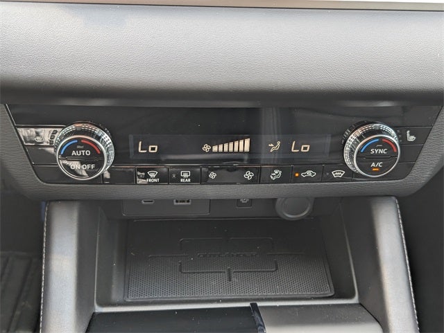 2025 Mitsubishi Outlander PHEV SE