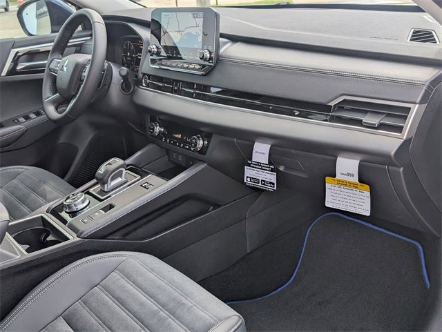 2025 Mitsubishi Outlander PHEV SE