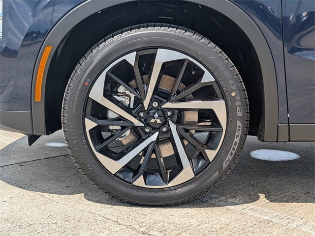 2025 Mitsubishi Outlander PHEV SE