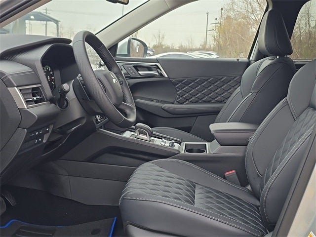 2025 Mitsubishi Outlander PHEV SEL