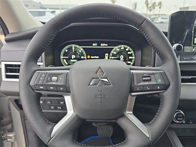 2025 Mitsubishi Outlander PHEV SEL