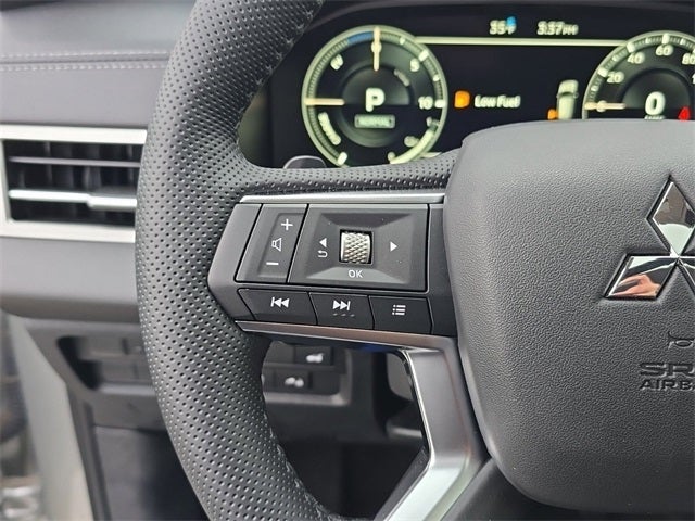 2025 Mitsubishi Outlander PHEV SEL