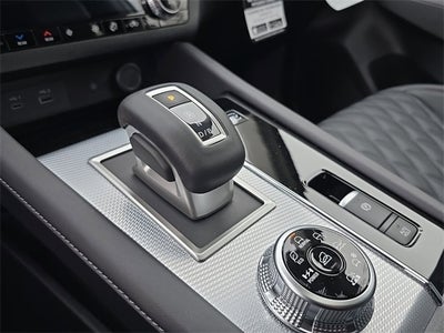 2025 Mitsubishi Outlander PHEV SEL