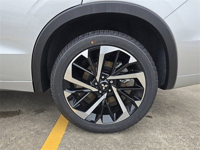 2025 Mitsubishi Outlander PHEV SEL