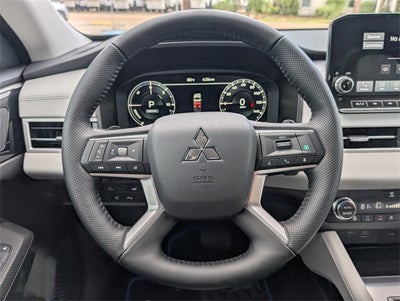 2025 Mitsubishi Outlander PHEV SEL