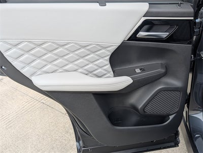 2025 Mitsubishi Outlander PHEV SEL