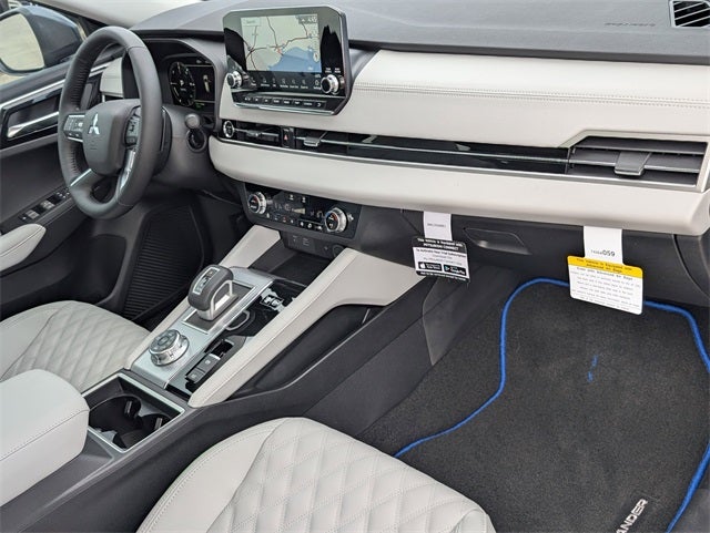 2025 Mitsubishi Outlander PHEV SEL