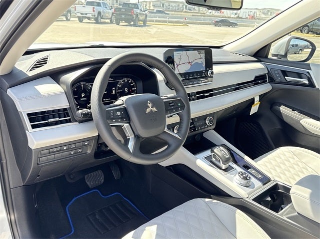 2025 Mitsubishi Outlander PHEV SEL