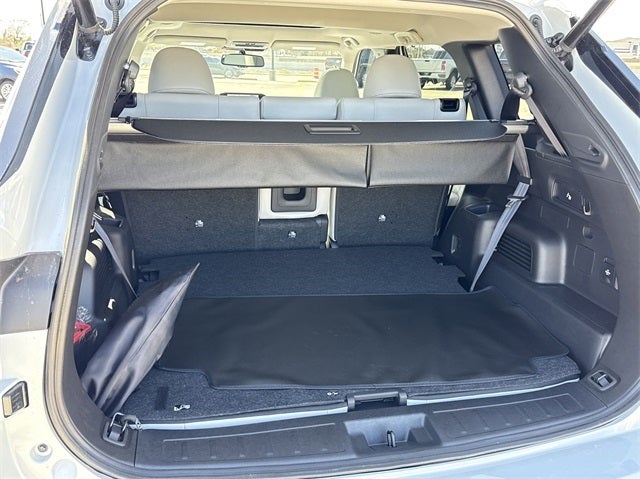 2025 Mitsubishi Outlander PHEV SEL