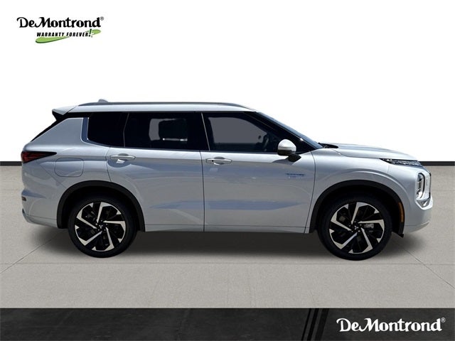 2025 Mitsubishi Outlander PHEV SEL
