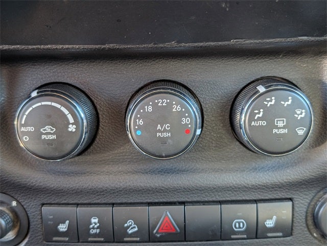 2012 Jeep Wrangler Unlimited Sahara