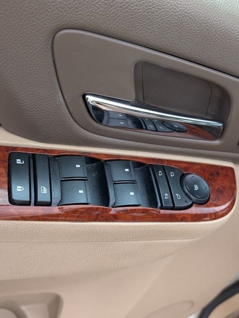 2014 Chevrolet Suburban 1500 LTZ