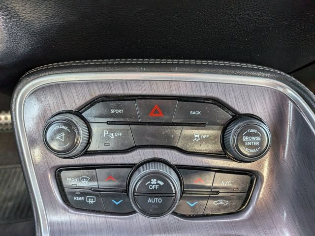 2016 Dodge Challenger SXT