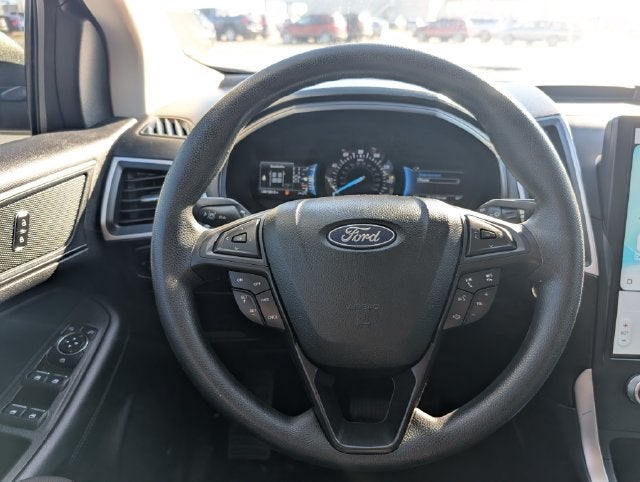 2023 Ford Edge SE