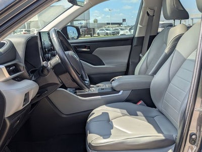 2020 Toyota Highlander XLE