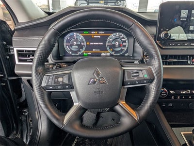 2025 Mitsubishi Outlander PHEV SE