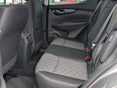 2022 Nissan Rogue Sport SV