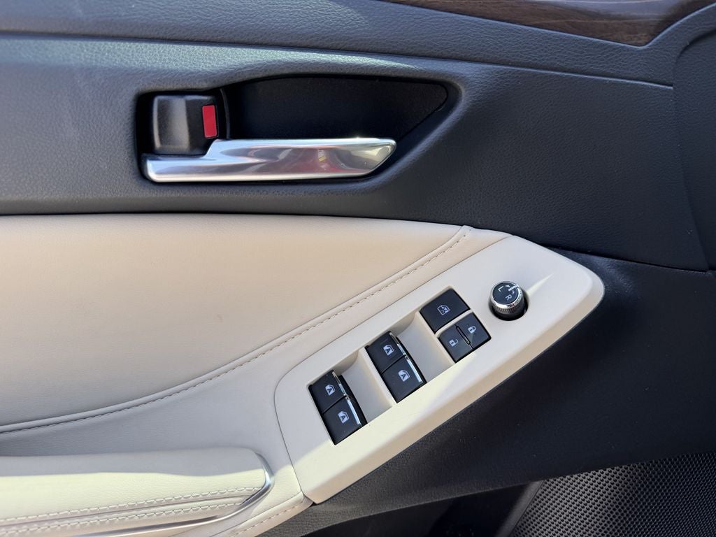 2021 Toyota Avalon XLE