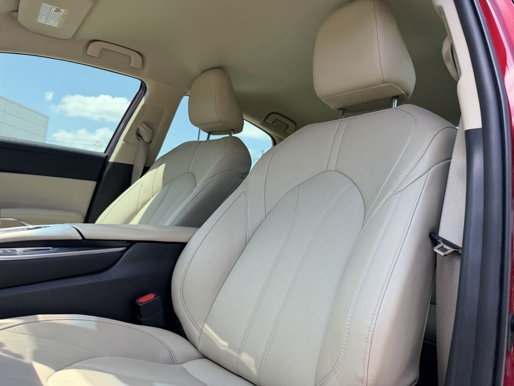 2021 Toyota Avalon XLE