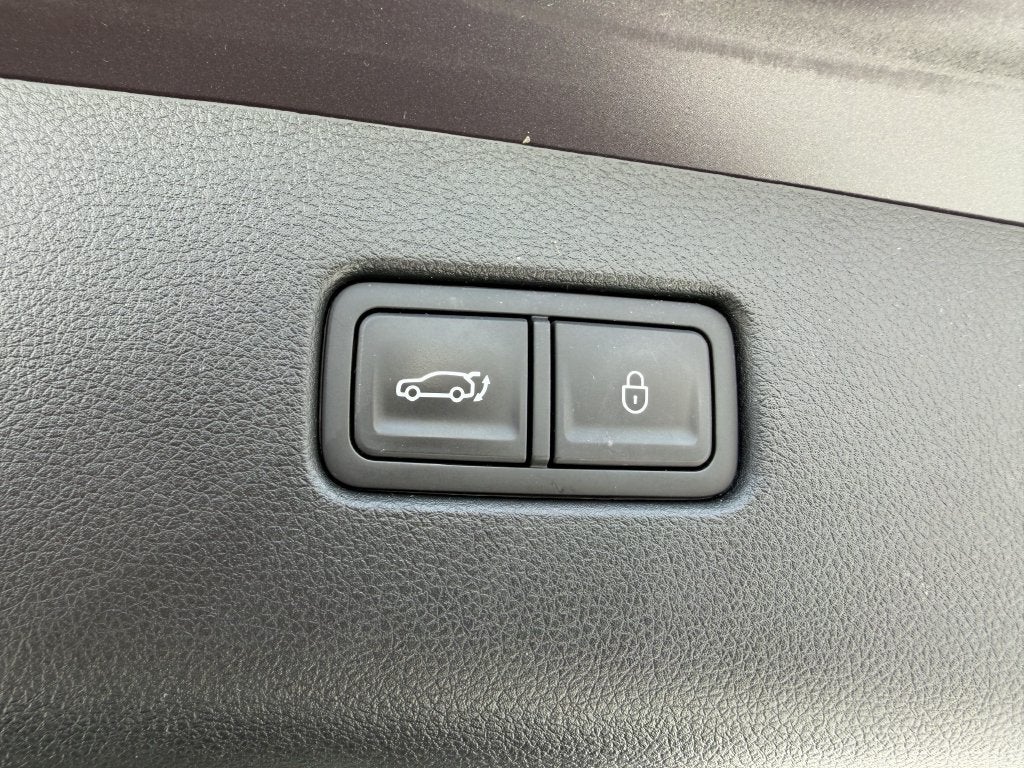 2023 Genesis GV70 2.5T Advanced