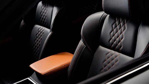 2023 Outlander PHEV | DeMontrond Mitsubishi in Texas City TX